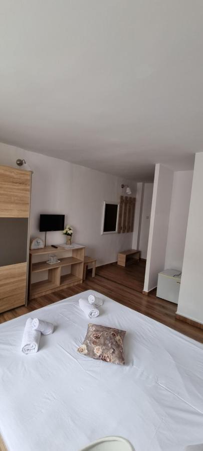 Hotel Dacor Orăştie Eksteriør billede