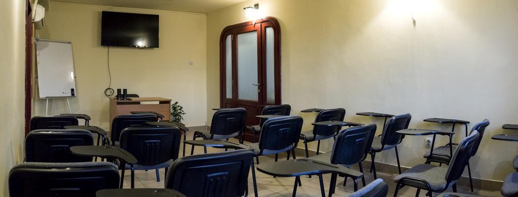 Hotel Dacor Orăştie Eksteriør billede