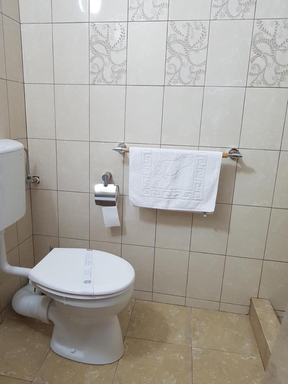 Hotel Dacor Orăştie Eksteriør billede