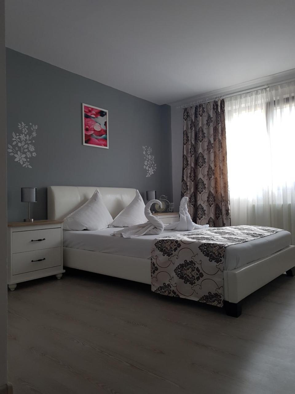 Hotel Dacor Orăştie Eksteriør billede
